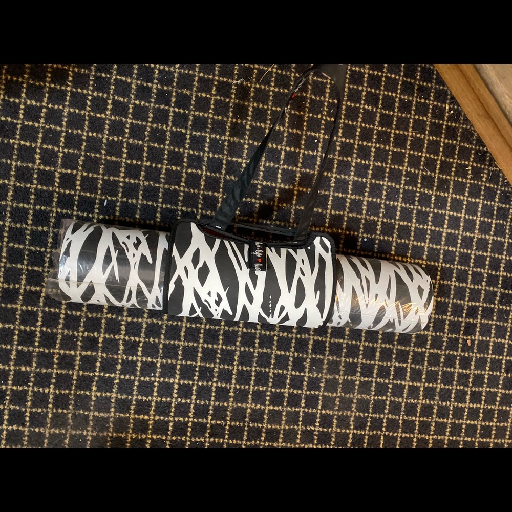 COPY - Love is life yoga mat